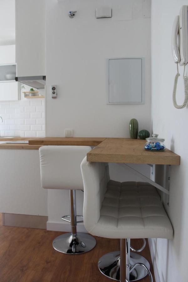 Beautiful Brand New 2 Bedroom Flat With Terrace Málaga Eksteriør billede