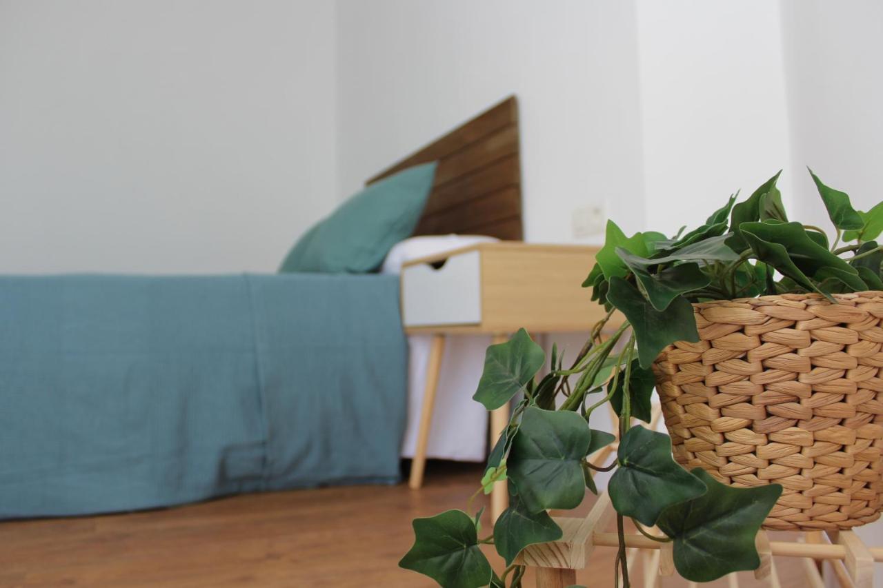 Beautiful Brand New 2 Bedroom Flat With Terrace Málaga Eksteriør billede