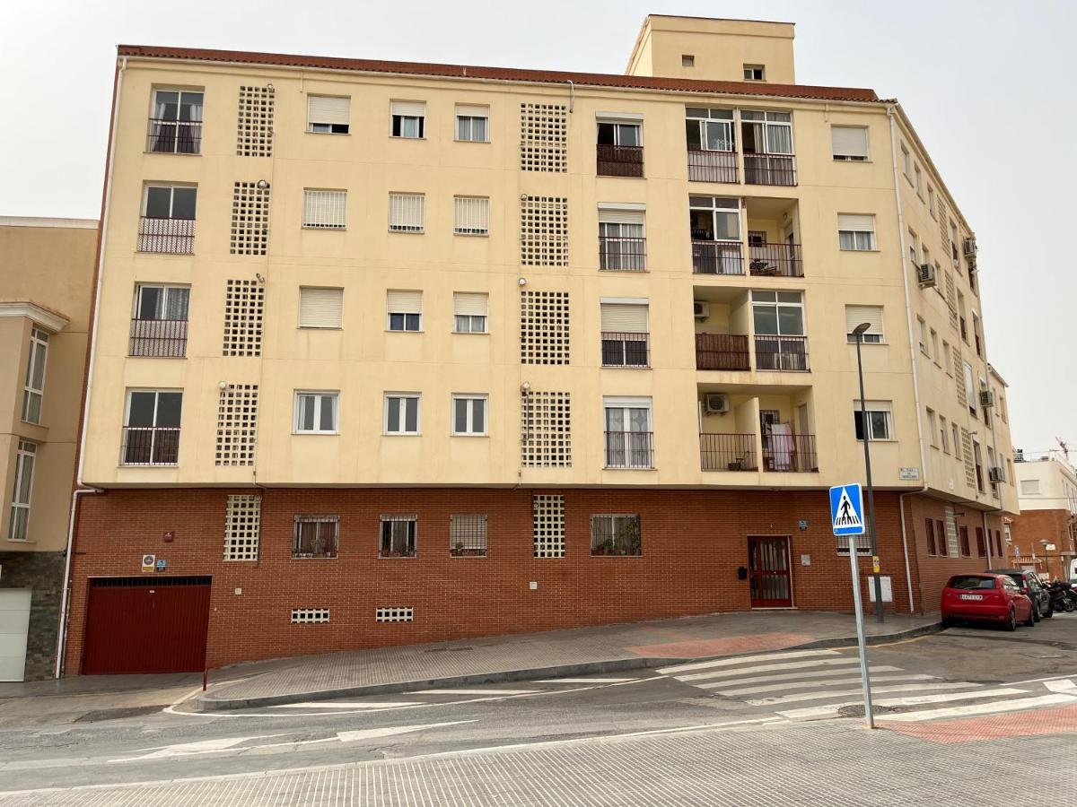Beautiful Brand New 2 Bedroom Flat With Terrace Málaga Eksteriør billede